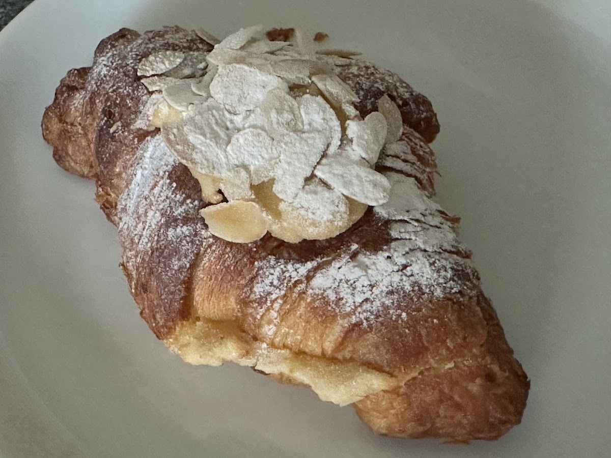 Crave Coffee & Bakery-10